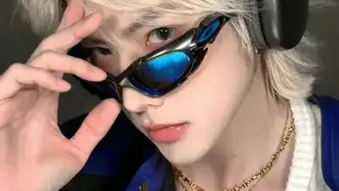 亚洲乒乓球锦标赛：林诗栋成功闯入八强